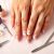 Jak zrobić french manicure w 7 krokach? Przewodnik DIY